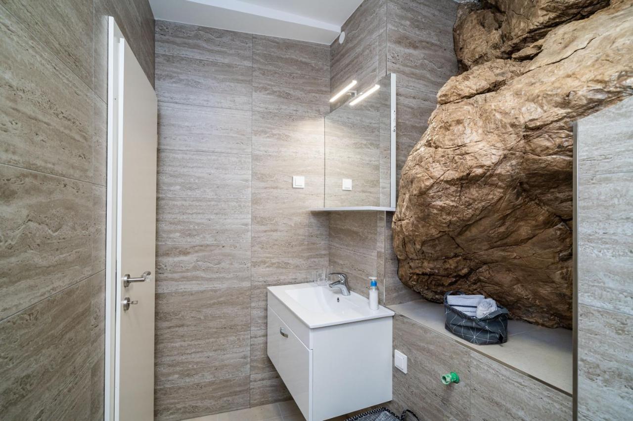 Hidden Gem Apartment モルナット エクステリア 写真