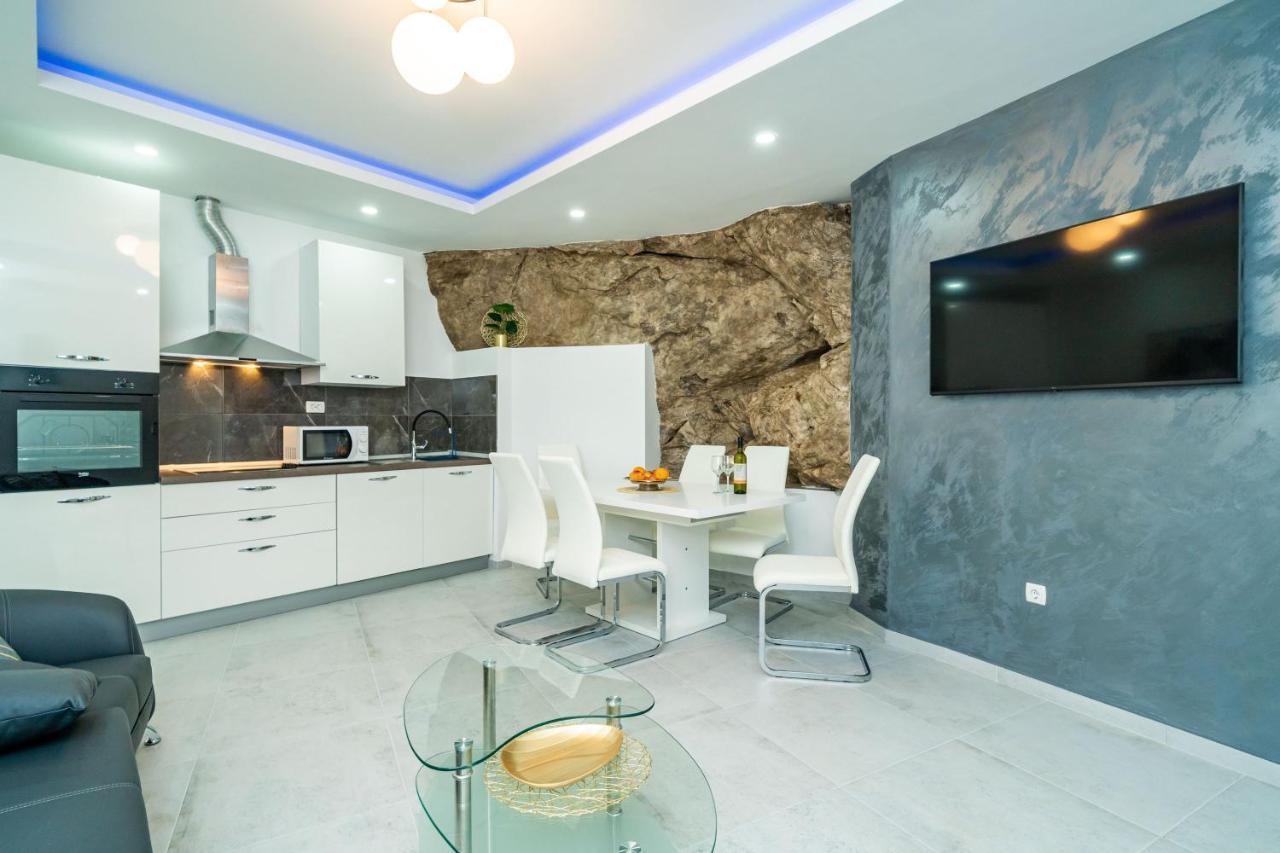 Hidden Gem Apartment モルナット エクステリア 写真