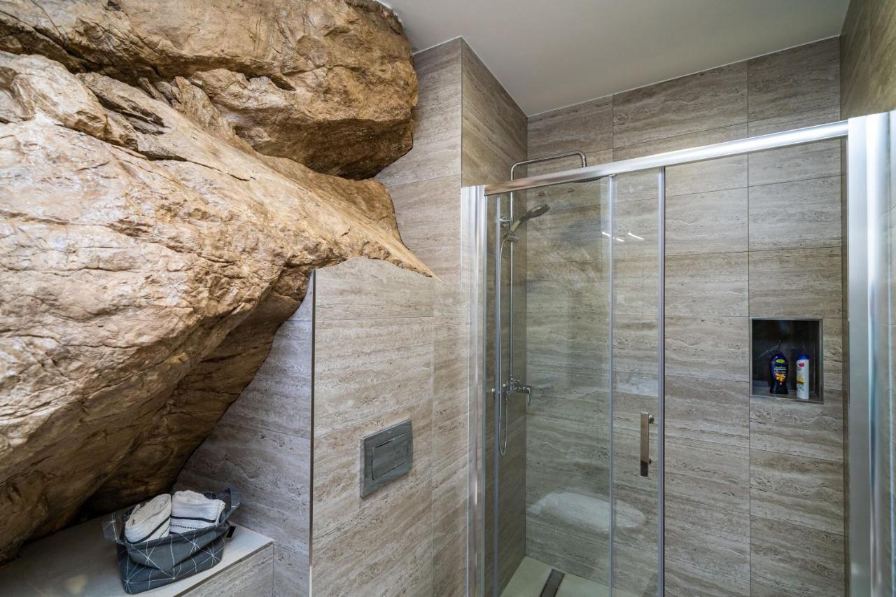 Hidden Gem Apartment モルナット エクステリア 写真