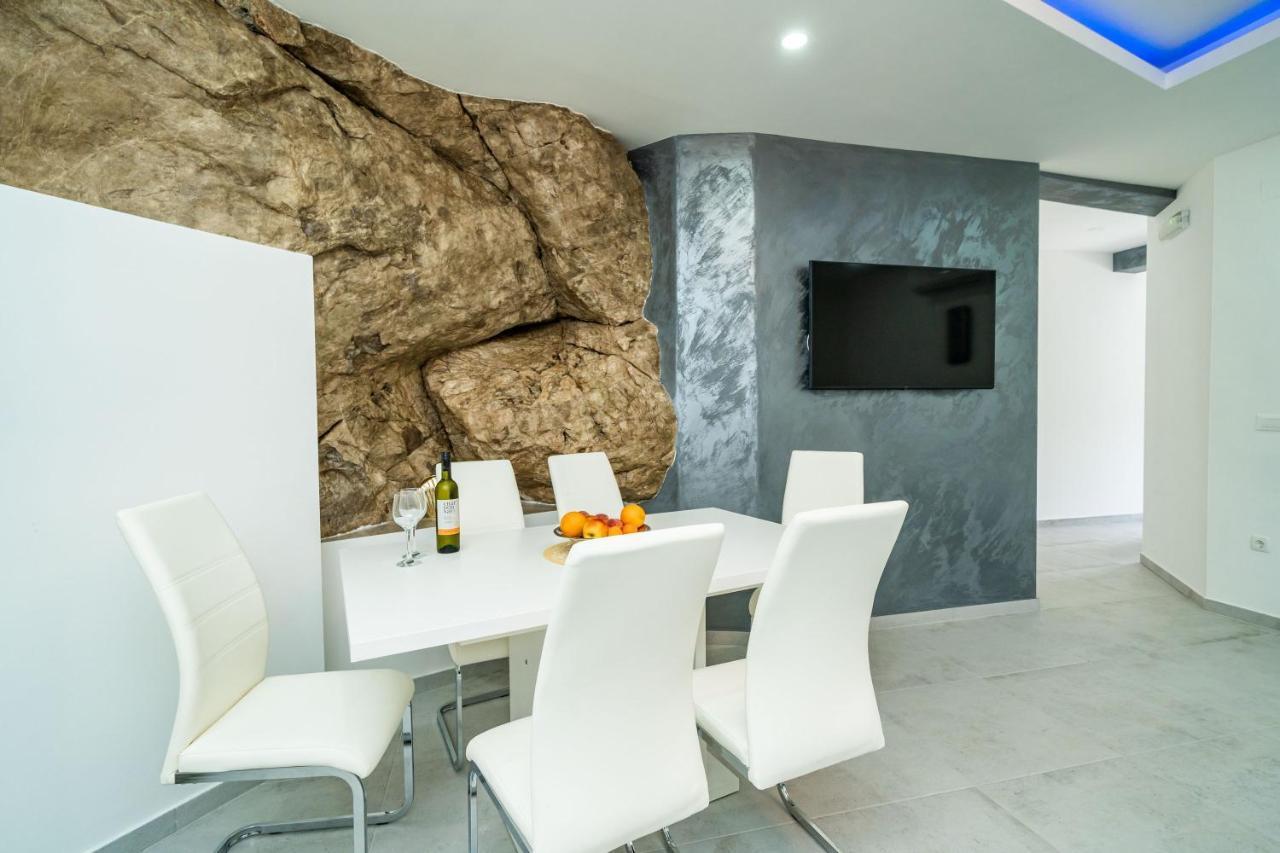 Hidden Gem Apartment モルナット エクステリア 写真